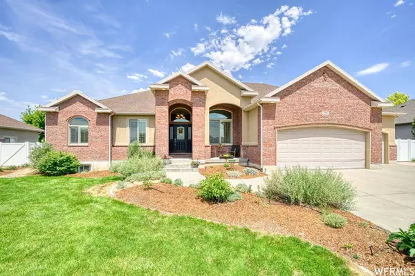 776 W 2075 S, Syracuse, UT 84075