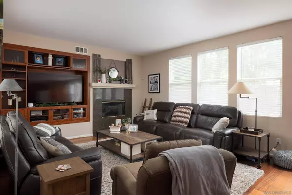 7353 Arroyo Grande, San Diego, CA 92129