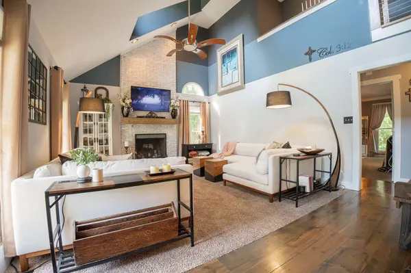 1731 Creekview Ct, Adams, TN 37010