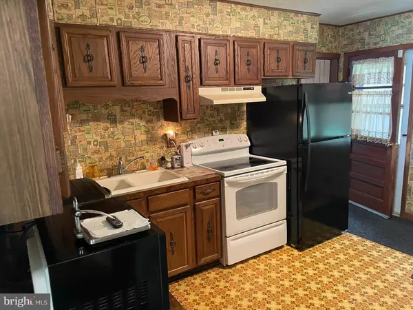 25 KING AVE, Marlton, NJ 08053