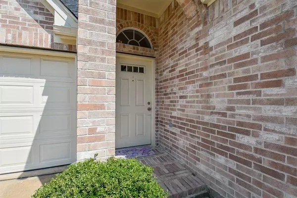 15839 Pleasant Green CIR, Tomball, TX 77377