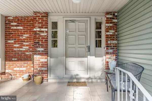 150 SQUIRREL TREE LN, Mount Laurel, NJ 08054