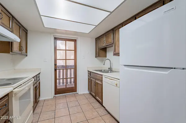 1927 E HAMPTON Avenue #260, Mesa, AZ 85204