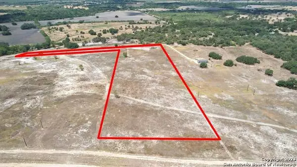 829 CR 332, Sutherland Springs, TX 78161