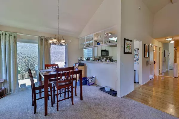 930 Via Mil Cumbres #136, Solana Beach, CA 92075