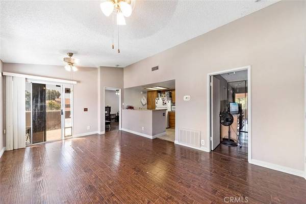 3633 Country Oaks #H, Ontario, CA 91761