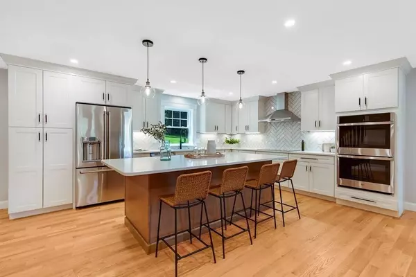 37 Goss Ave, Melrose, MA 02176