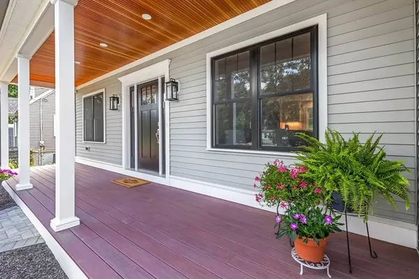 37 Goss Ave, Melrose, MA 02176