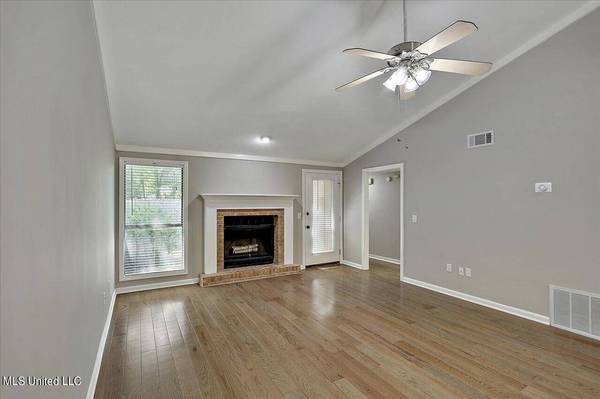 58 Shore Drive, Clinton, MS 39056