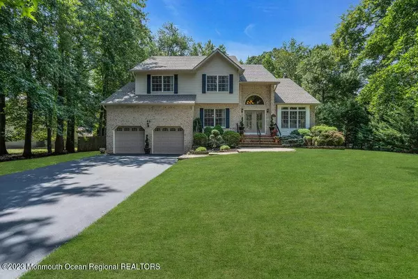 65 Sandpiper Drive, Manalapan, NJ 07726