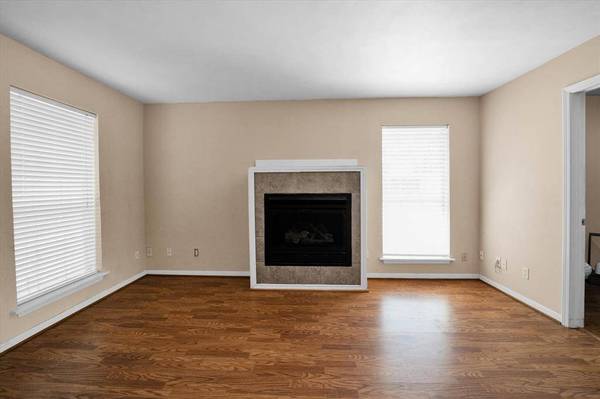 30 Westwood DR, Huntsville, TX 77320