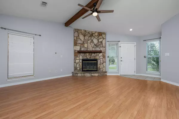 137 Midland Court, Niceville, FL 32578