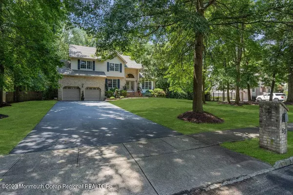 65 Sandpiper Drive, Manalapan, NJ 07726