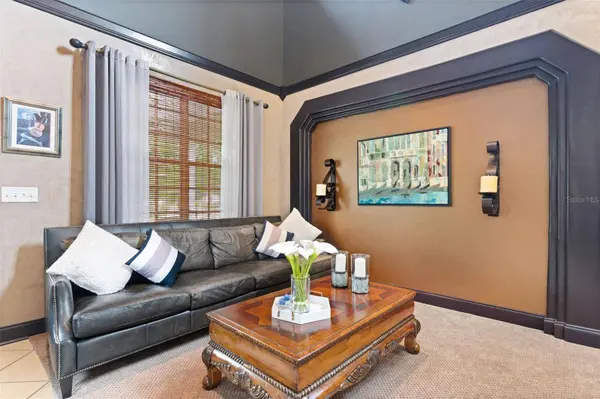 1122 NASHVILLE DR, Wesley Chapel, FL 33544