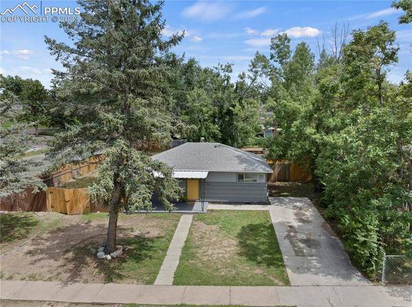2329 Bonfoy AVE, Colorado Springs, CO 80909