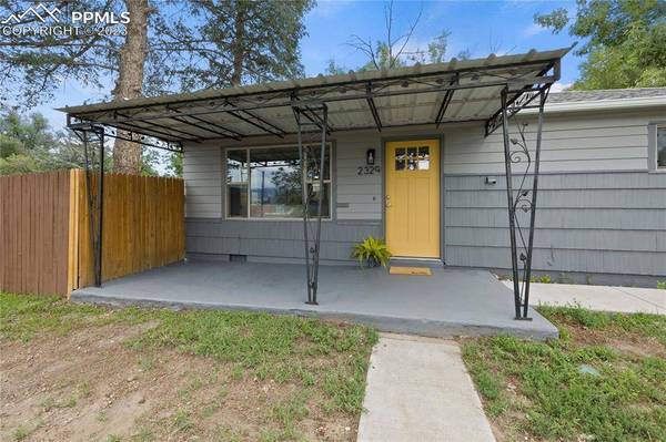 2329 Bonfoy AVE, Colorado Springs, CO 80909