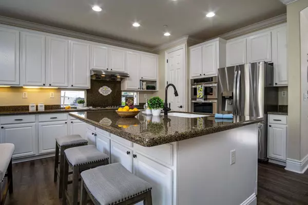 6300 Boardman CT, Rocklin, CA 95677