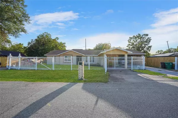 5431 Fairchild ST, Houston, TX 77028