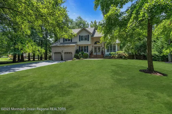 65 Sandpiper Drive, Manalapan, NJ 07726