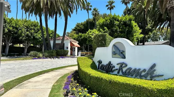 19462 Pompano Lane #101, Huntington Beach, CA 92648