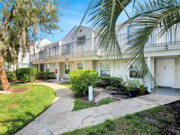 2556 WOODGATE BLVD #105, Orlando, FL 32822