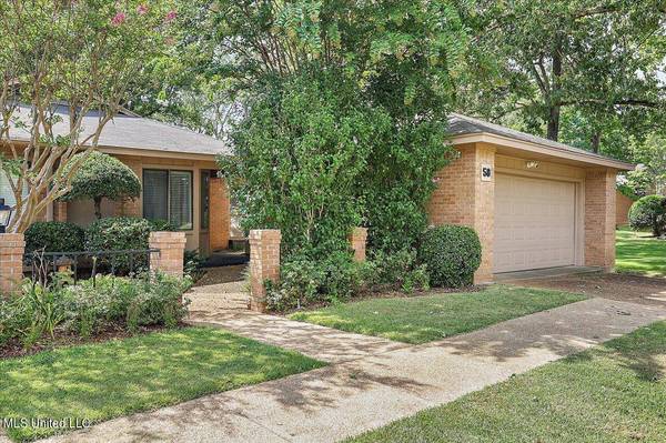 58 Shore Drive, Clinton, MS 39056