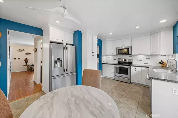 6672 Sun DR #D, Huntington Beach, CA 92647