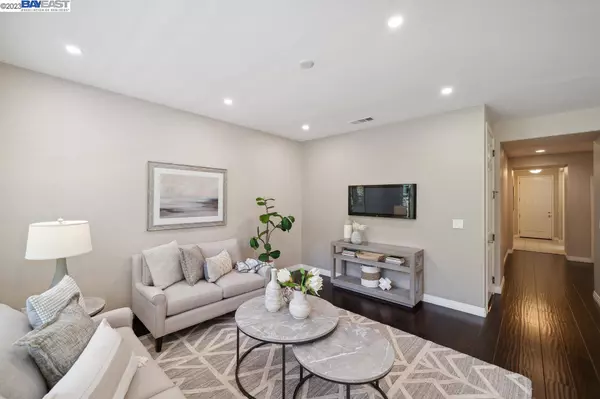 37 Channi Ct, Danville, CA 94506