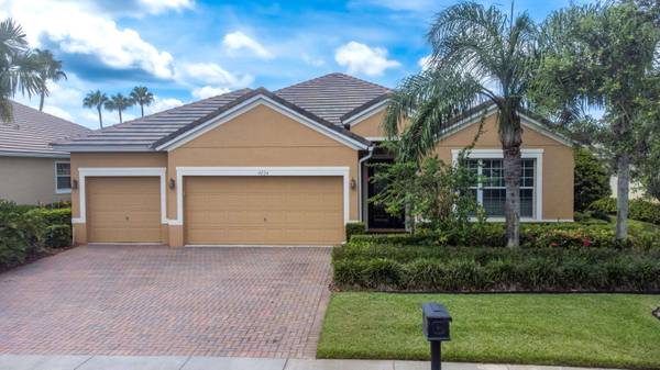 4224 Diamond SQ, Vero Beach, FL 32967