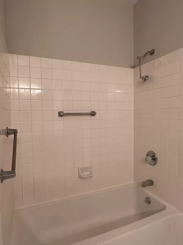 2059 Kerns CT, Carmel, IN 46280