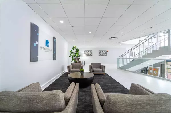 151 E WASHINGTON ST #214, Orlando, FL 32801