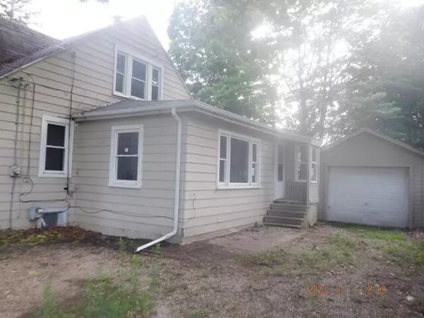 20 Fullerton, Galesburg, MI 49053