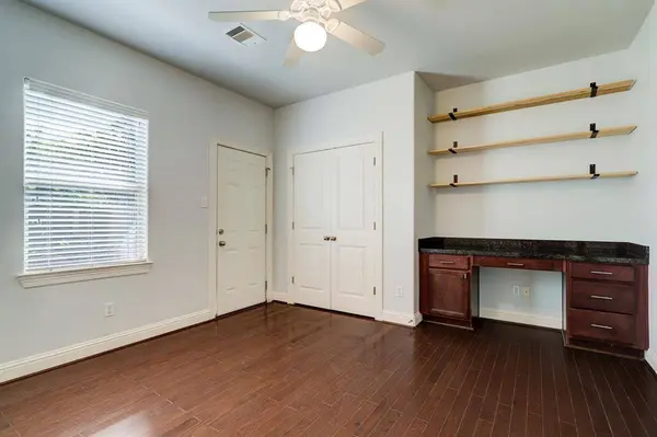 1258 Sampson ST, Houston, TX 77003