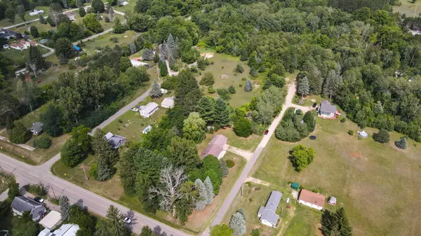 106 E Wells Street, Harrietta, MI 49638