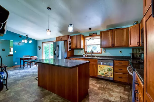 N3562 River Road, Columbus, WI 53925