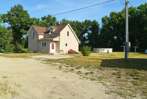 27884 560th AVE, Austin, MN 55912