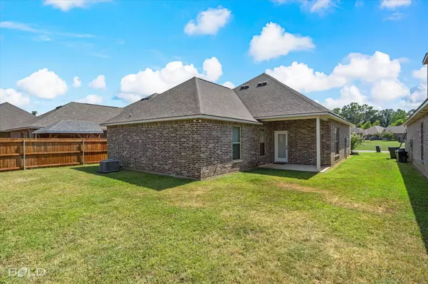 679 Riverscape Drive, Shreveport, LA 71104