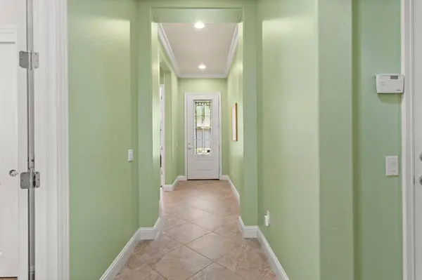 2083 Shipton DR, Roseville, CA 95747