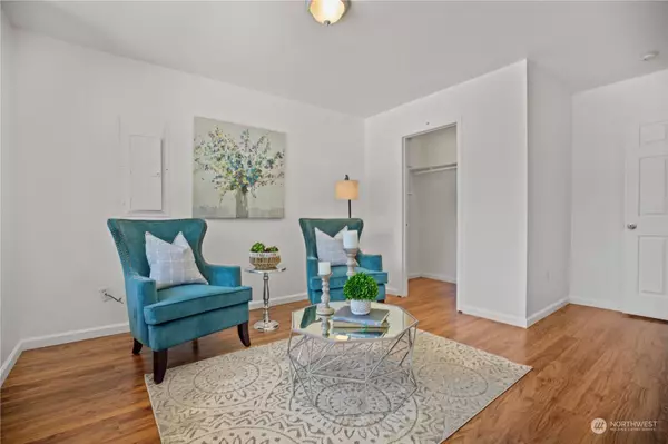 845 S Donovan ST, Seattle, WA 98108