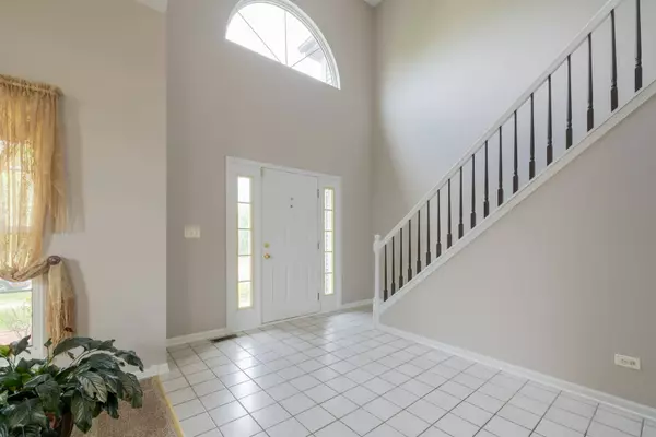 7404 Atkinson CIR, Plainfield, IL 60586