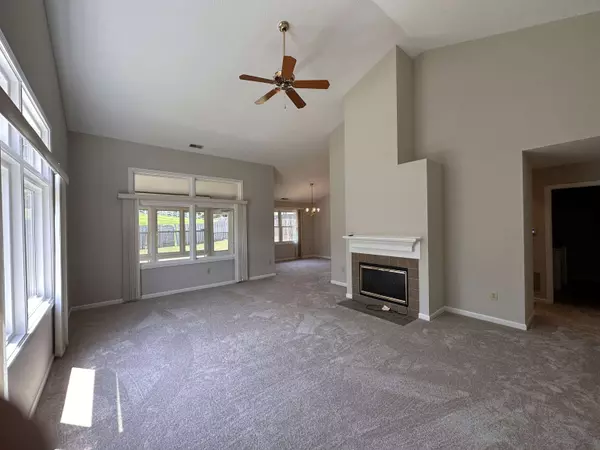 2059 Kerns CT, Carmel, IN 46280