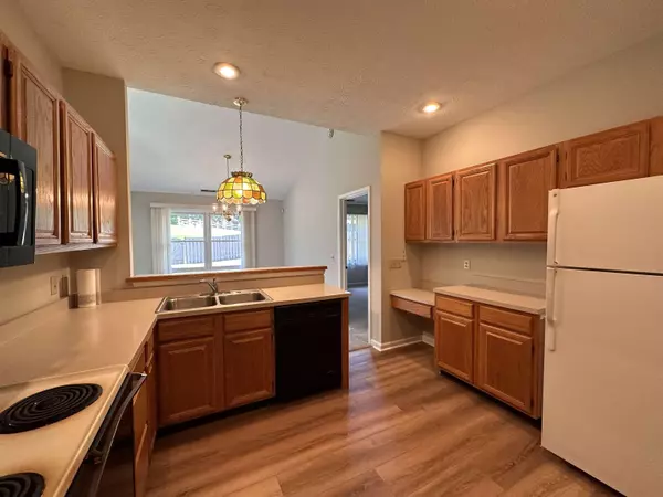 2059 Kerns CT, Carmel, IN 46280