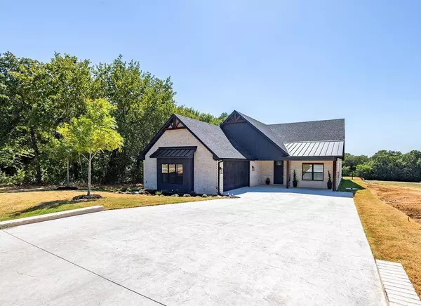 37 Memorial Street, Gordonville, TX 75020