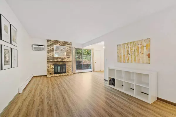 4648 Cedar Lake RD S #3, Saint Louis Park, MN 55416