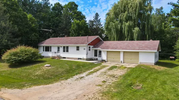 106 E Wells Street, Harrietta, MI 49638