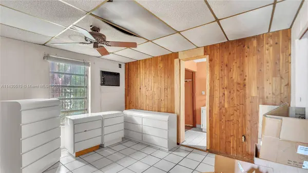 3474 NW 11th St, Miami, FL 33125