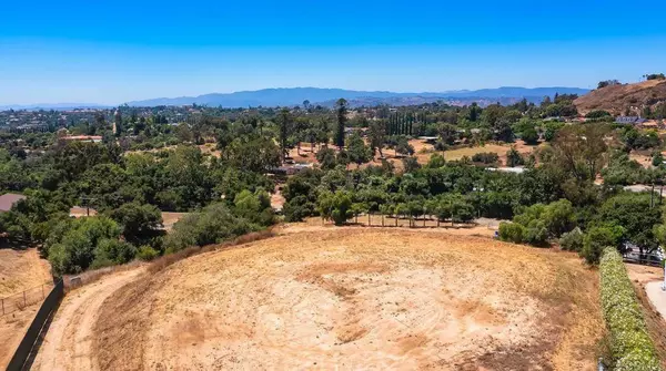 3261 Live Oak Park RD, Fallbrook, CA 92028