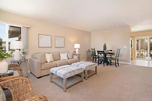 2124 Weatherby AVE, Escondido, CA 92027