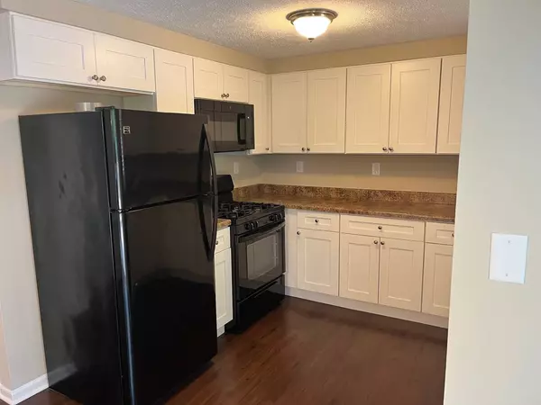 2117 Westfield Road, Joliet, IL 60435