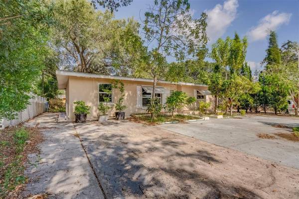 1240 PINEVIEW AVE, Clearwater, FL 33756